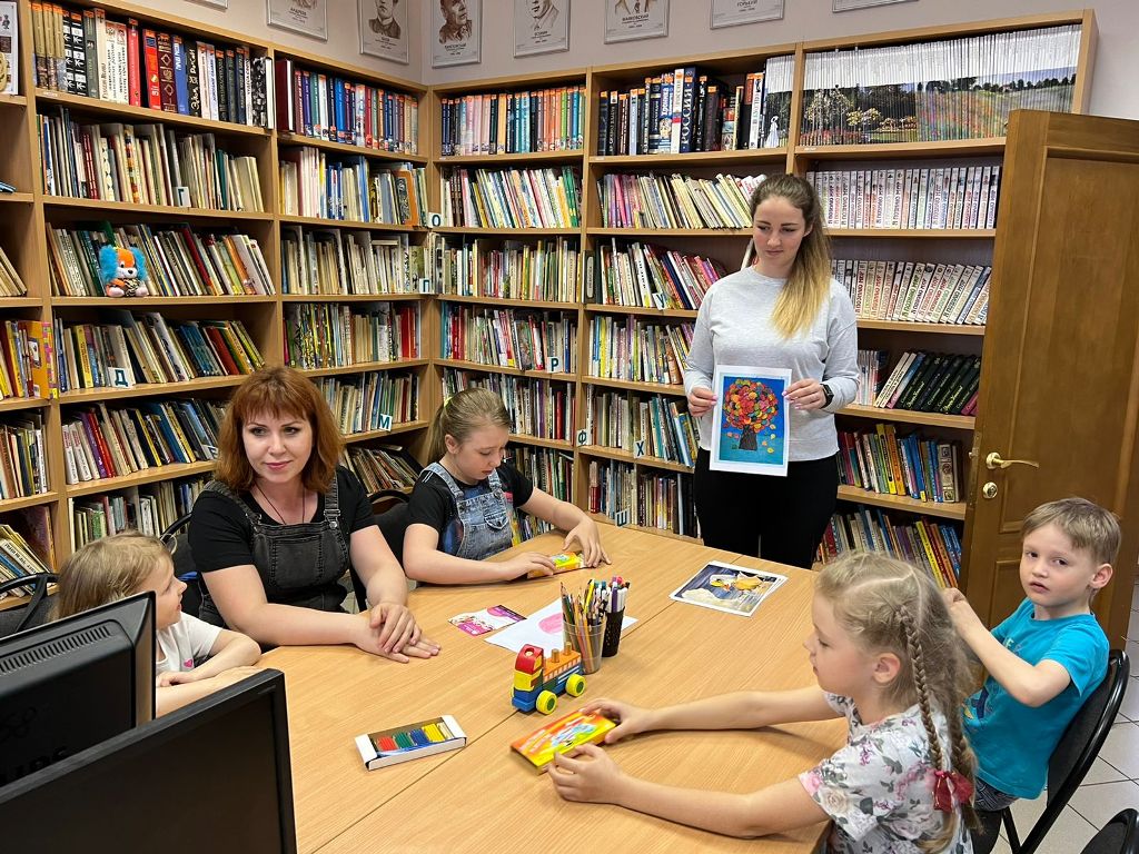 Звенигород с детьми. О Звенигороде детям. Работу детям в Звенигороде.