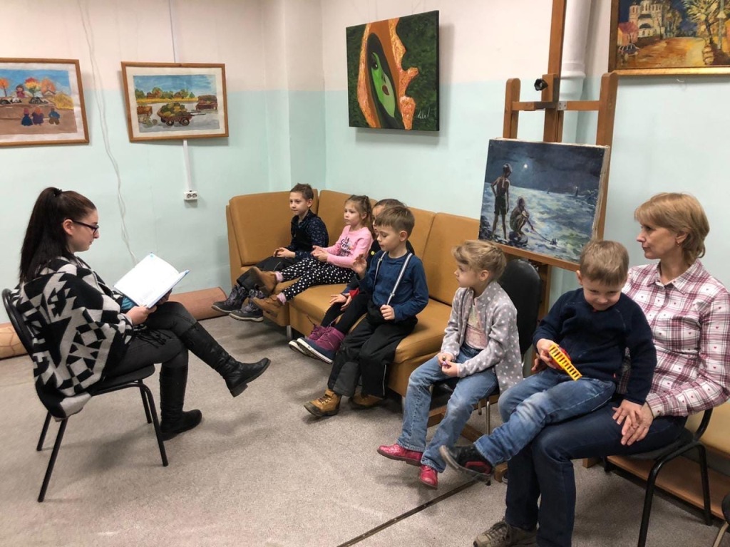 библиотека звенигород. детский клуб чтение. детский клуб чтение.